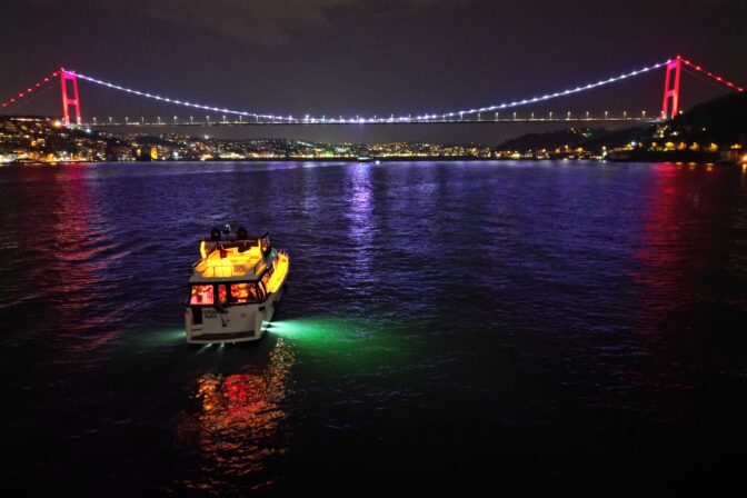 Boğaz'da yüzme turları